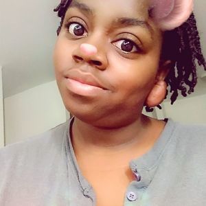 Meet your Posher, Andria